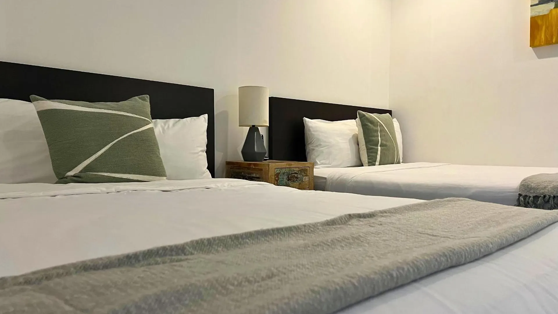 Oceana Luxury Apartment Walk To Beach And Day Club Playa del Carmen