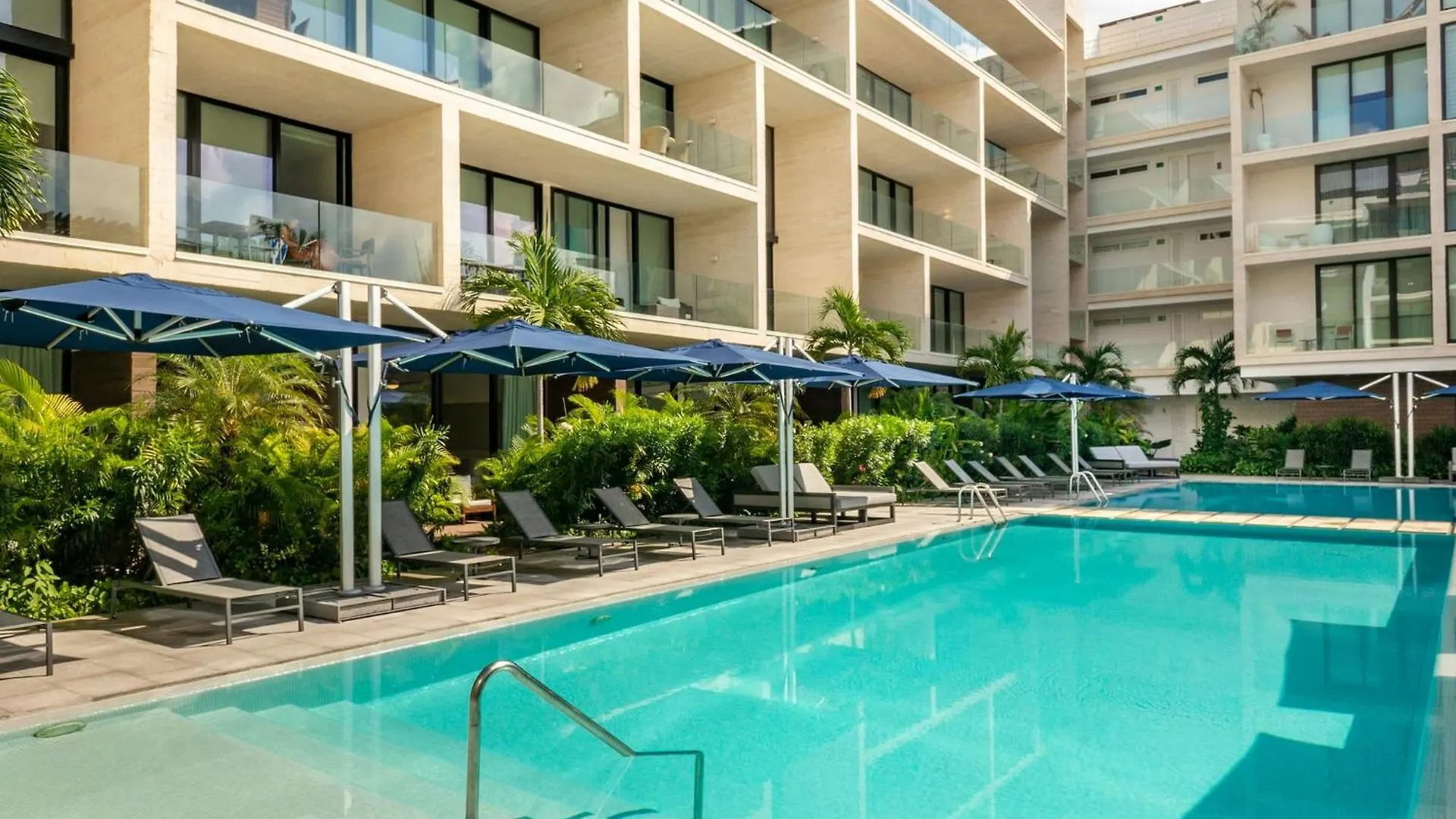 Oceana Luxury Apartment Walk To Beach And Day Club Playa del Carmen