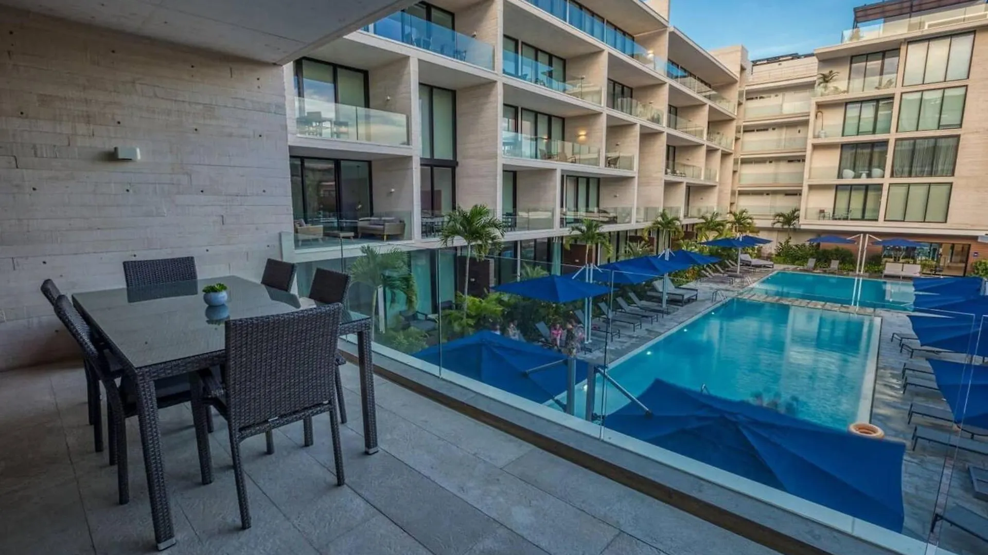 Vakantiehuis Oceana Luxury Apartment Walk To Beach And Day Club Playa del Carmen Mexico
