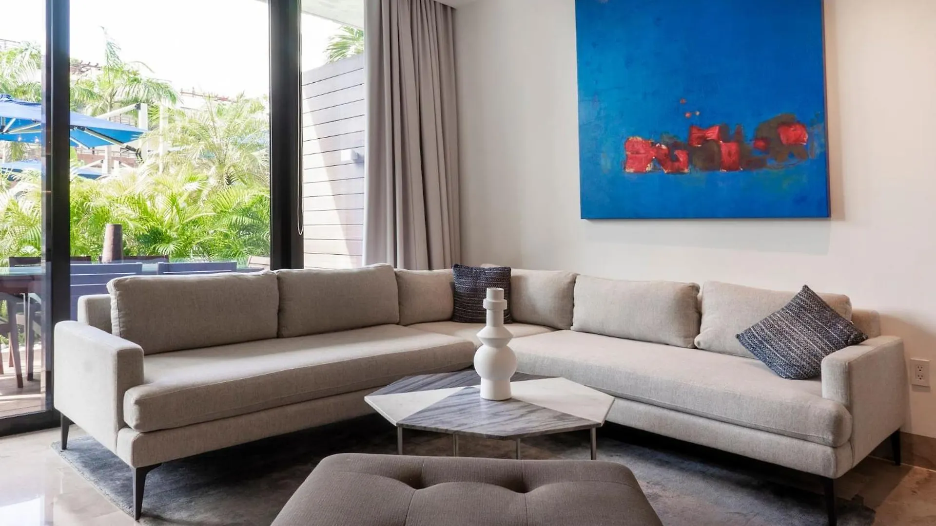Oceana Luxury Apartment Walk To Beach And Day Club Playa del Carmen Vakantiehuis